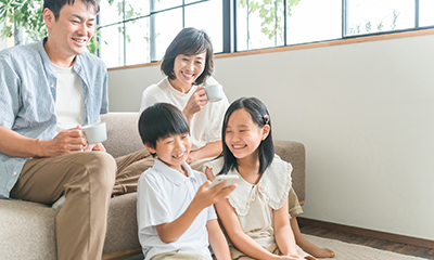 休日（4週6日、月6日間）